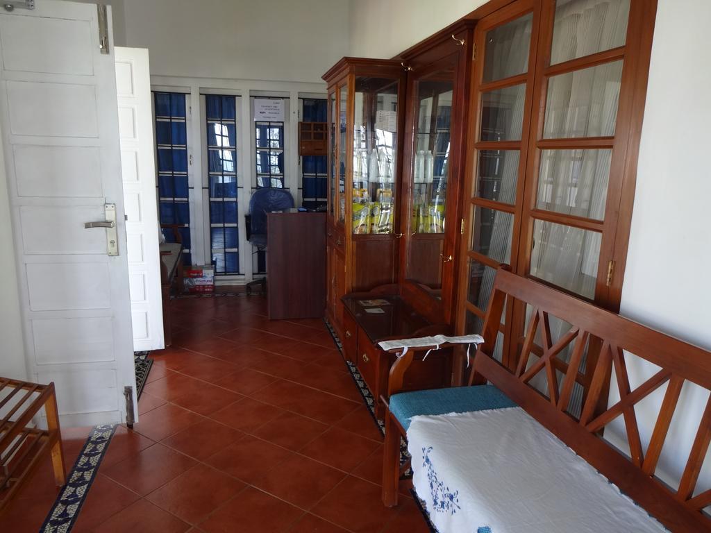 Irinjalakuda House Appartement Ooty Buitenkant foto
