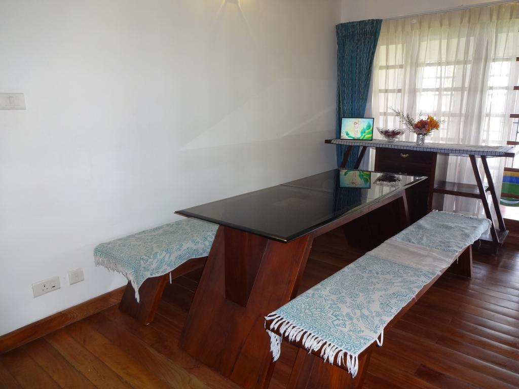 Irinjalakuda House Appartement Ooty Buitenkant foto