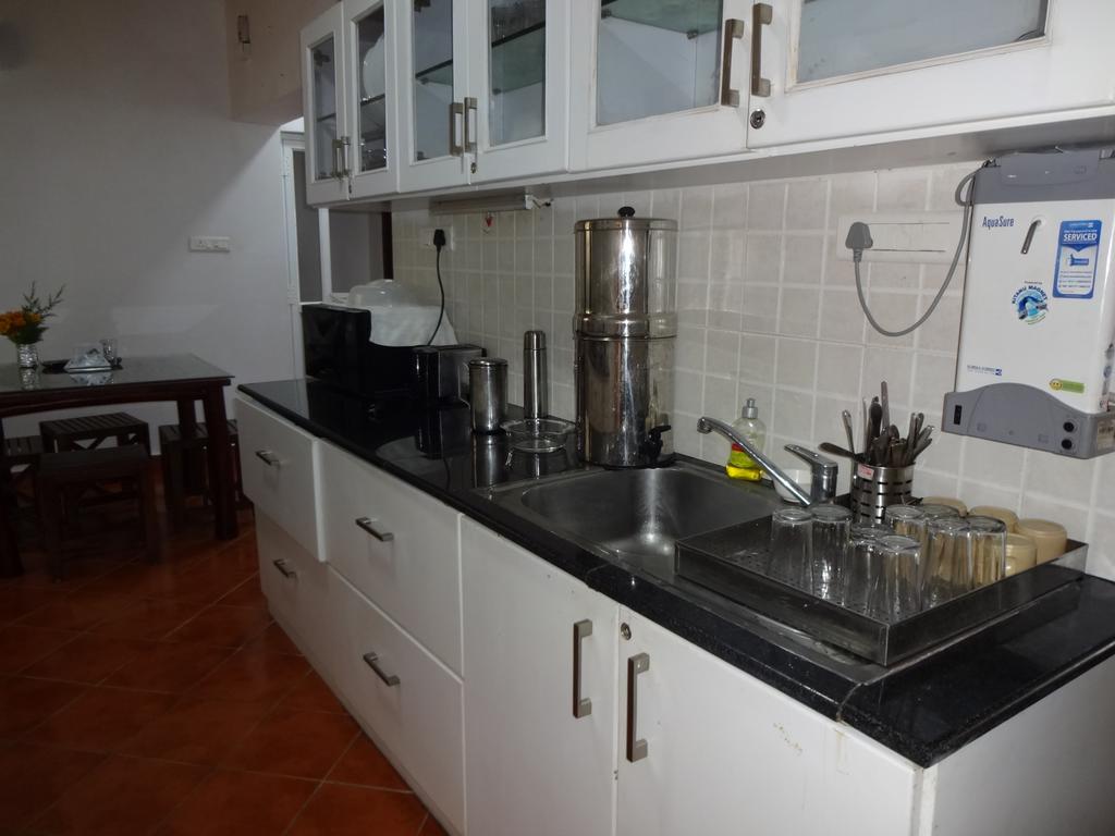 Irinjalakuda House Appartement Ooty Buitenkant foto