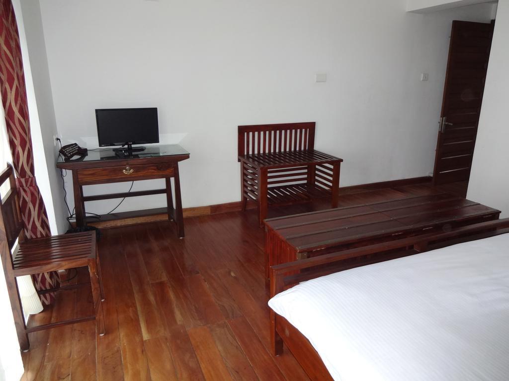 Irinjalakuda House Appartement Ooty Buitenkant foto
